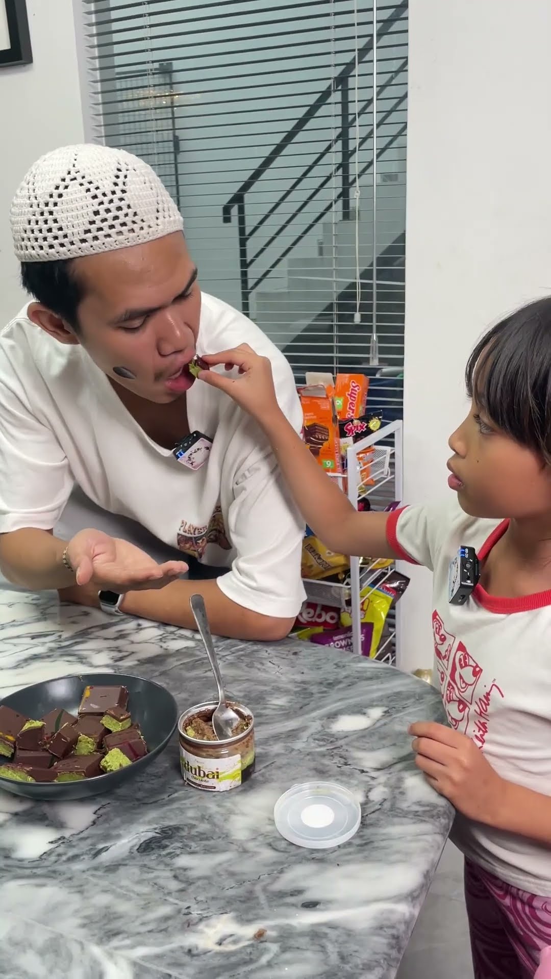 LEIKA CHALLENGE KUE COKLAT DUBAI
