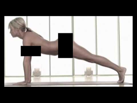 Naked yoga Playboy - Yoga nudo di Sara Jean Underwood