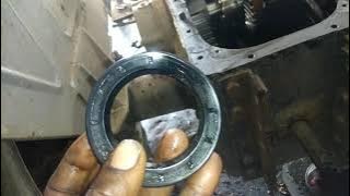 Eicher 485 Tractor ki rear axle Oil seal change