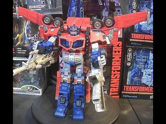 Transformers SUPREME G1 Optimus prime unboxing, comparison and