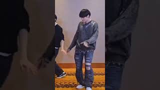 Download Lagu Haha..fokus yg baju putih, gara gara sebotol minuman #trending #viralvideo #shorts #txt #kpop MP3