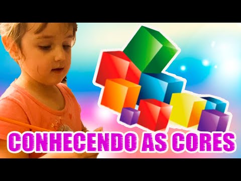 COMO ENSINAR UMA CRIANÇA A CONHECER AS CORES E PINTAR CUBOS DE PAPEL 