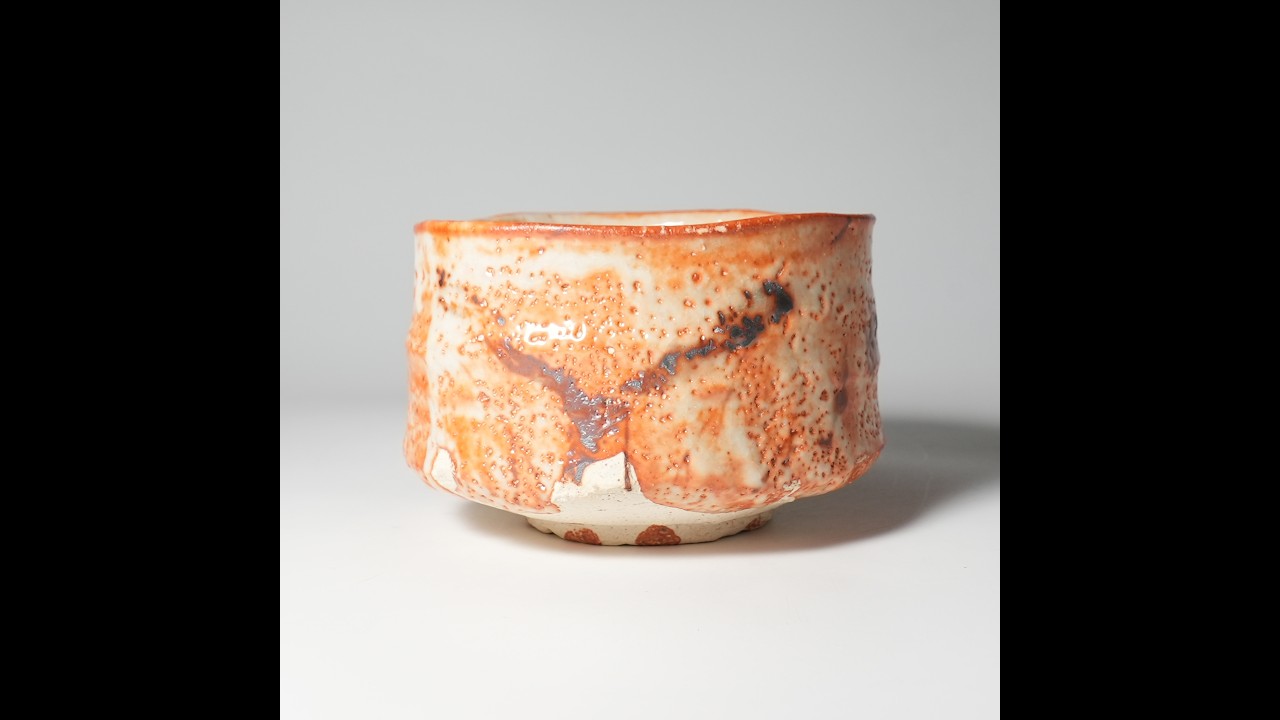 Shino matcha chawan teabowl. Shu Suzuki. 志野茶碗 鈴木都 033 - YouTube