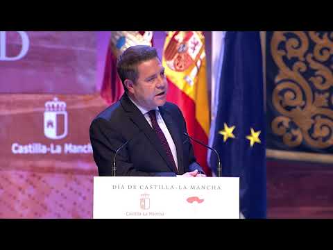 Reconocimientos Acto Institucional Día de CLM Noticia Informativos 01/06/2021