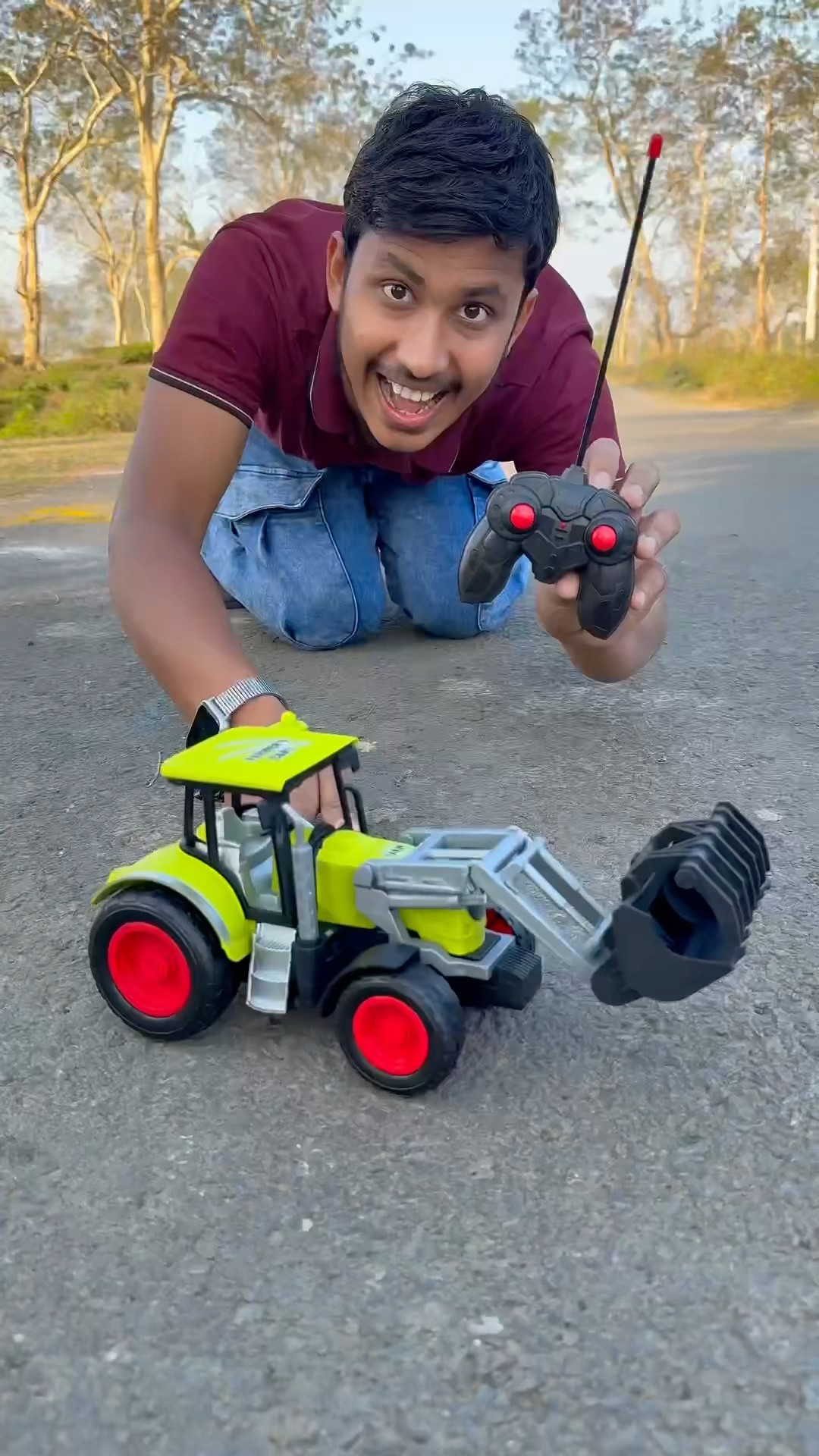 Remote control JCB Tractor Unboxing