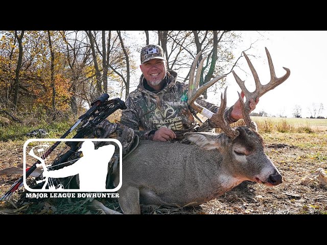 CHIPPER JONES, BIG IOWA BUCKS