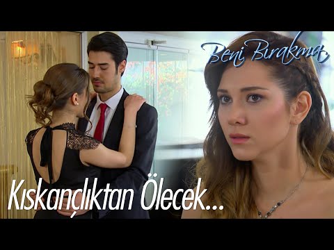 Emre ve Zeynep'i dans ederken gören Cansu kıskançlıktan ölecek! - Beni Bırakma 28. Bölüm