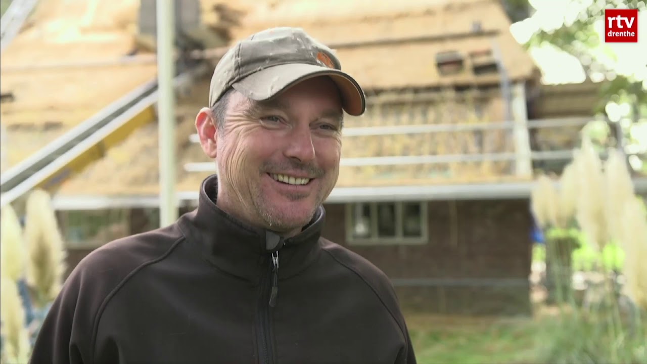 Op het werk: Rietdekkersbedrijf Keen Sleen