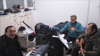 Canin Olayim (Sali̇m Erkuran Kader Vurdu Şu Canima Ci̇ğeri̇m Yandi Gi̇di̇şi̇nle Güneş Söndü Günüm Karardi)