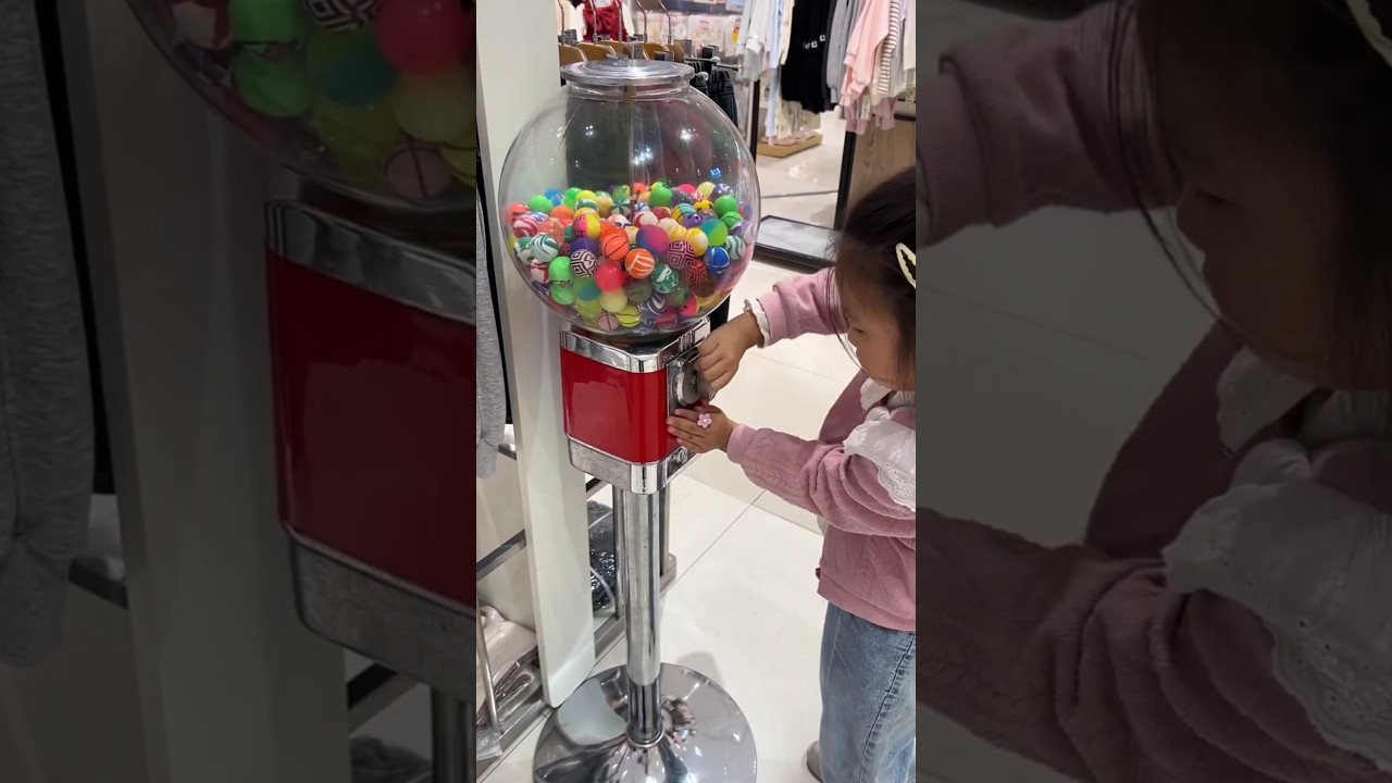 Aunty wins her favorite ball 👀🥎 