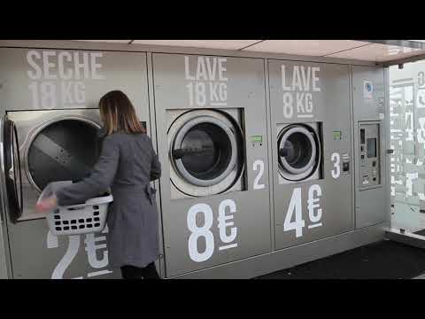 REVOLUTION LAUNDERETTE -
