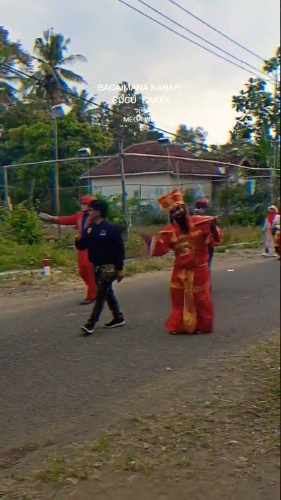 Pesulap Merah X Kakek Merah di Karnaval Curahnongko 2022