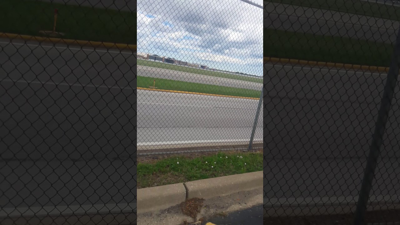 Plane Spotting at Midway International Airport.