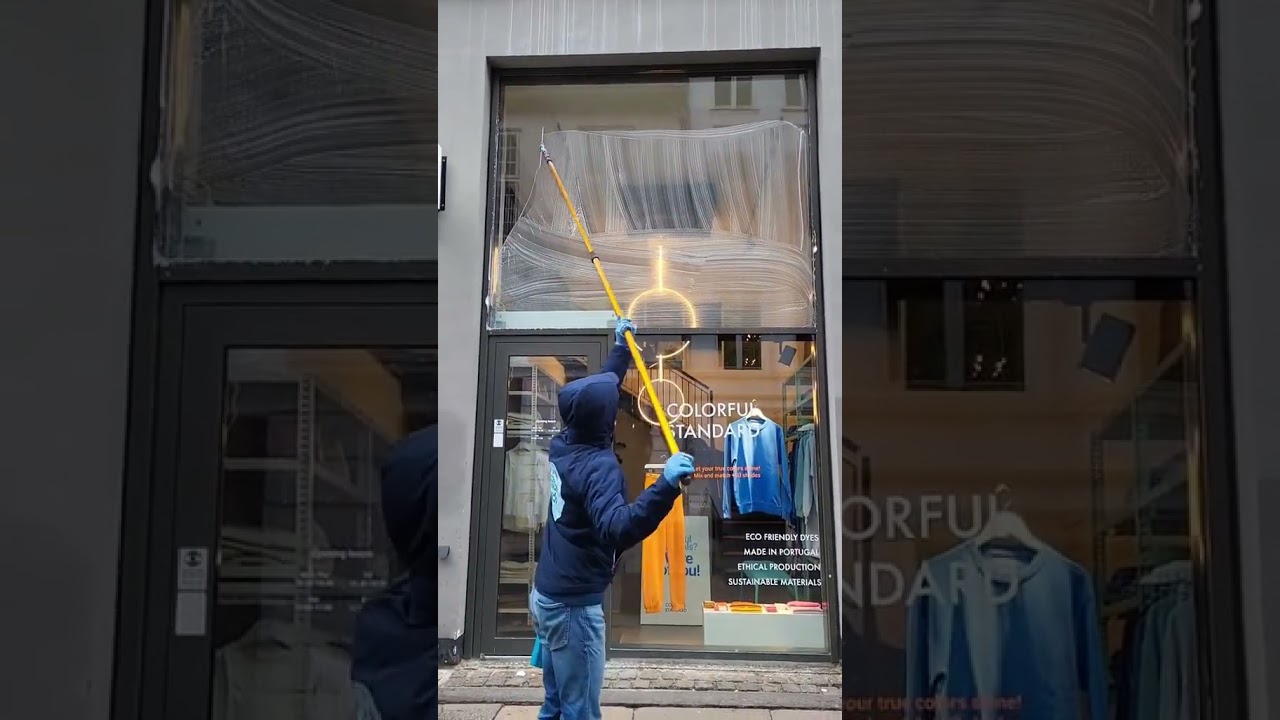Satisfying window cleaning
