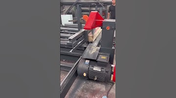 2.5m fully automatic log sliding table saw #Log sliding table saw