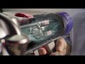 Video: Bezvadu putekļu sūcējs Dyson V8 Absolute +