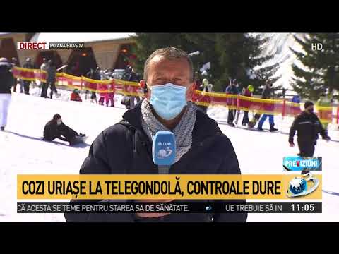 Cozi uriaşe la telegondă! Turişti continuă să se aglomereze pe pârtiile de schi