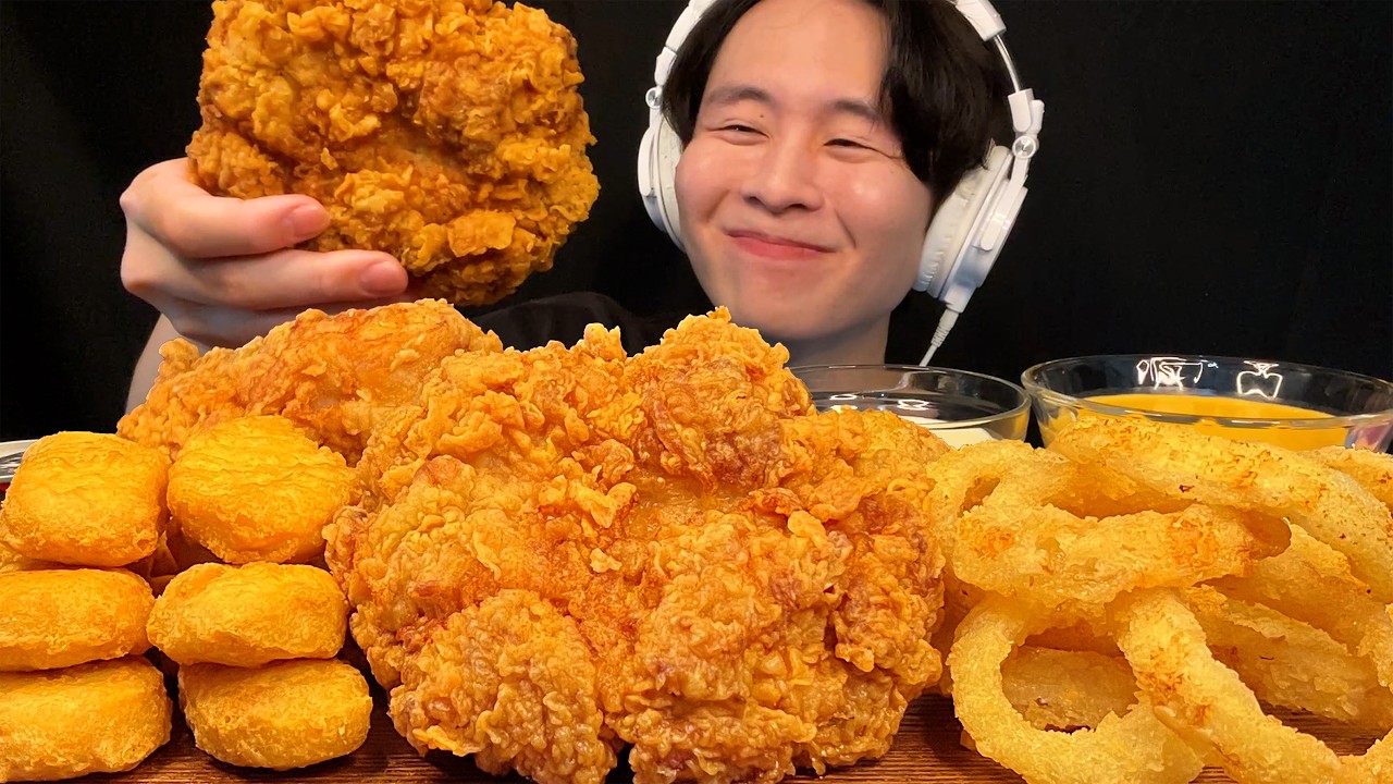 ASMR Jumbo Fried Chicken‼️【eating sound/mukbang】 - YouTube