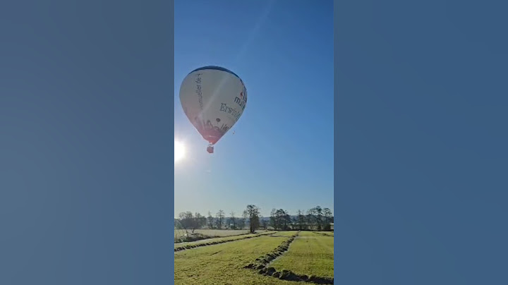 Ballonlandung des Erwin Müller Heißluftballon in Augsburg D-OAUX