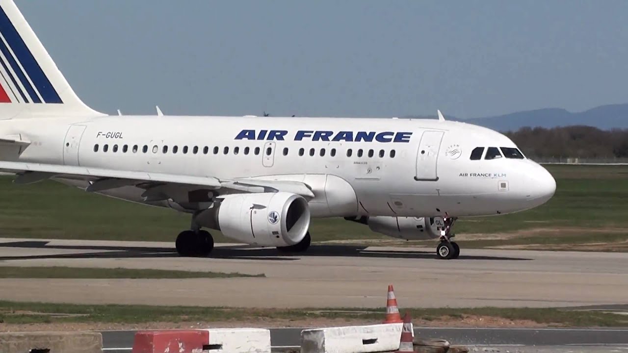 A318 Air France (F-GUGL) line up, take off at Lyon St Exupéry ATC inc.