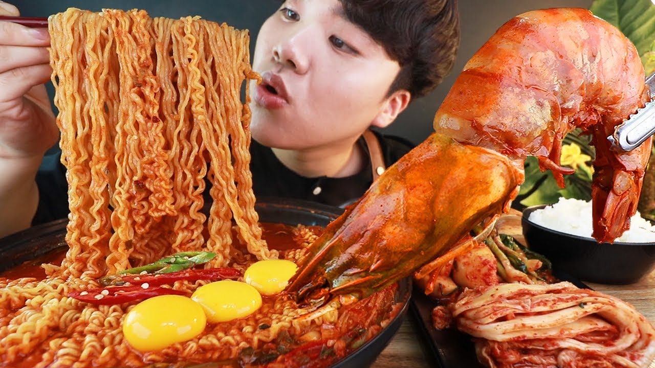 ASMR MUKBANG 대왕 킹 블랙타이거 새우 40CM & 열라면 김치 흰밥 먹방 GIANT KING SHRIMP