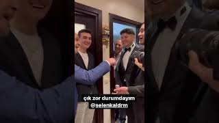 Atakan Özyurt Gelini Alırken Kapıyı Açmıyorlar Resimi