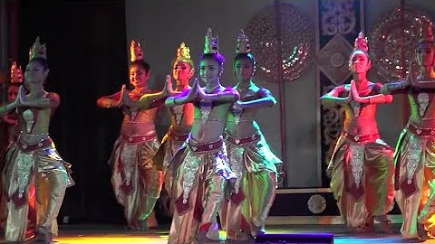 Pooja Dance - පූජා නර්තනය.... sri තේජ භගවතෝ... Gigiri Dancing Show#2018 💃