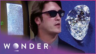 Catching The Italian Playboy Responsible For The Knightsbridge Bank Heist | Daring Capers | Wonder
