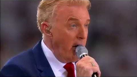 5 Toppers in concert 2014 André van Duin medley