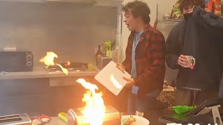 Tubbo Almost Burns Down His Office!!