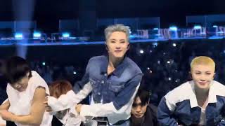 Download Lagu HxW 호시X우지 (SEVENTEEN 스트레이) Stupid Idiot Dance Stage KCON LA 25 #hxw #호시x우지 #kcon #kconla2025 MP3 Download Lagu HxW 호시X우지 (SEVENTEEN 스트레이) Stupid Idiot Dance Stage KCON LA 25 #hxw #호시x우지 #kcon #kconla2025 MP3