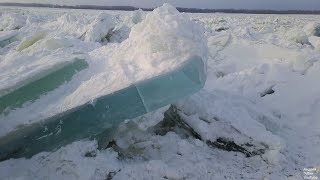 Самара. Нагромождение льда на Волге напротив Ладьи (07.01.2024)