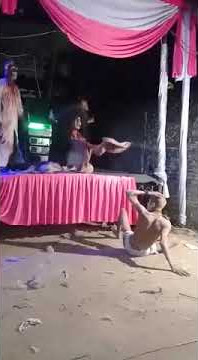 Tuyul jatuh dari panggung