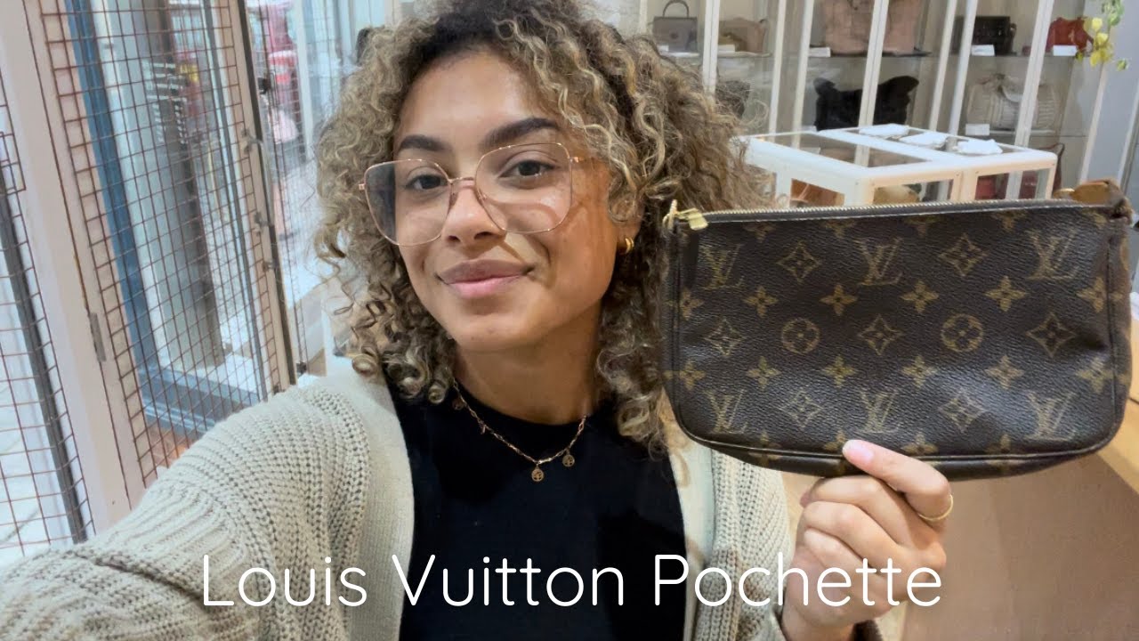 LV Double Zip Pochette in black leather Unboxing and review. 