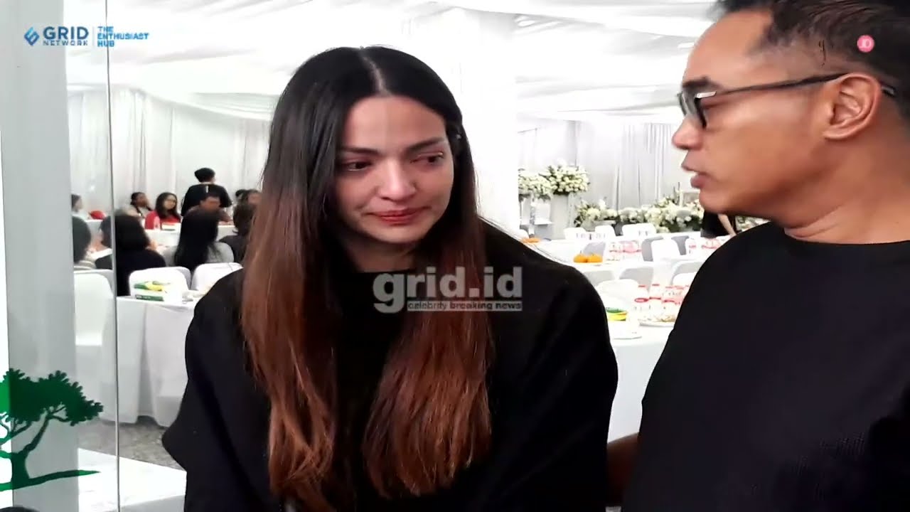 🔴 LIVE GRID.ID : Nia Ramadhani Didampingi Ardi Bakrie di Rumah Duka Sang Nenek