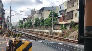 2022/08/10 7501次貨物列車中壢南通過