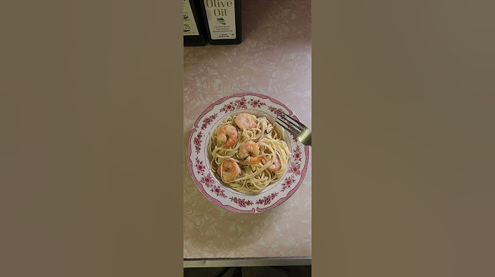 Uncle Giuseppe's Shimp Scampi Over Linguini Review Part 1 #foodshorts #pasta