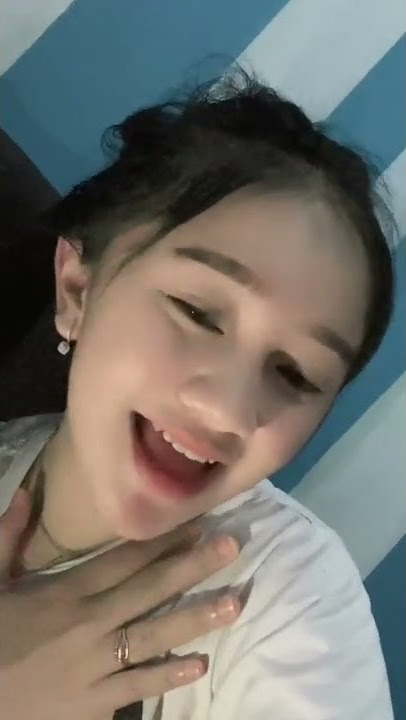 Yeyen Novita #repost