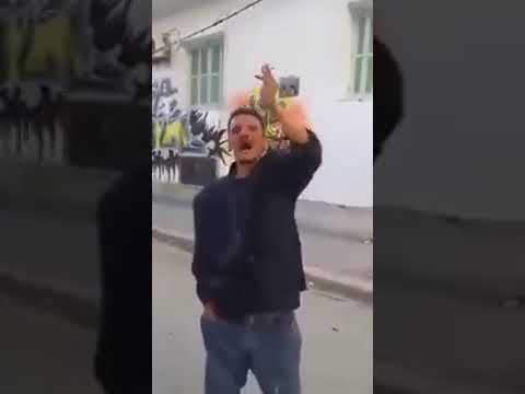 ليتوال يعطيها عصبة هههه