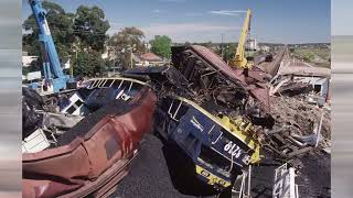 BERESFIELD TRAIN CLASH NSW SLIDES 1997-10-23