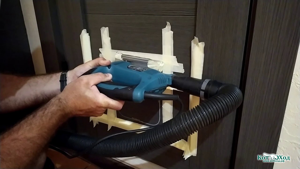 Установка дверцы для кошек \"Барсик\" в туалетную дверь со стеклянными ...