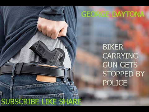 BIKER CARRYING GUN GETS STOPPED BY POLICE - როდესაც პოლიცია შენით ცდილობს გეგმის შესრულებას :D