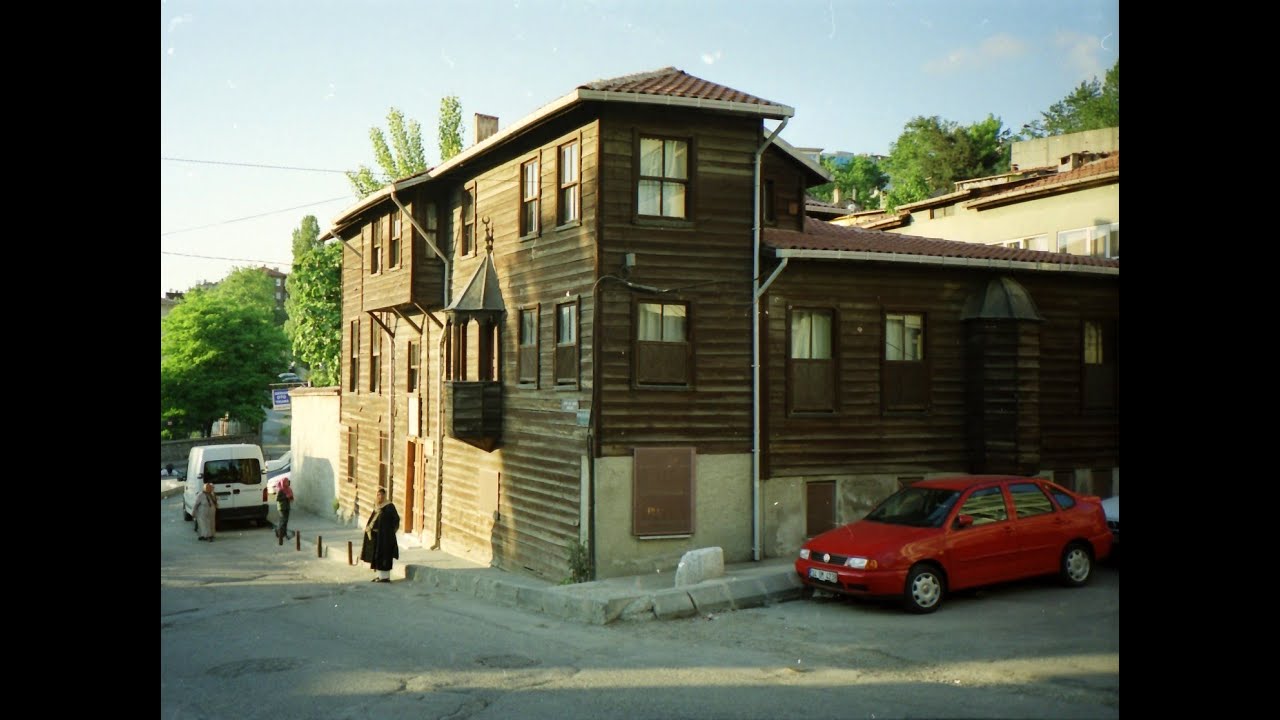 Istanbul Ayni Ali Baba Tekke  2002 05 Qadiri Zikr rec.SufiLab Alim Vosteen