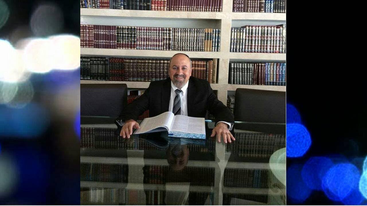 RAB ITZJAK ABUD PORQUE   POR EL MÉRITO DE CUIDAR SHABAT SALVO A RAB GEDALIA  DE SIBERIA