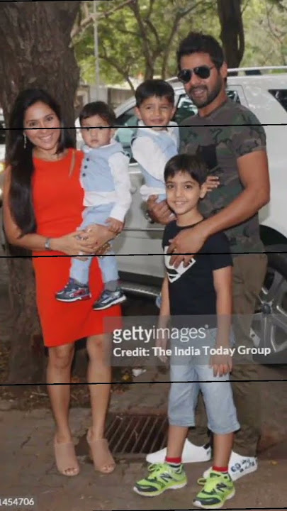 shabbir ahluwalia with his beautiful wife Kanchi kaul 💓💞💞💓🥀🥀 #viral #kumkumbhagya #youtubeshorts