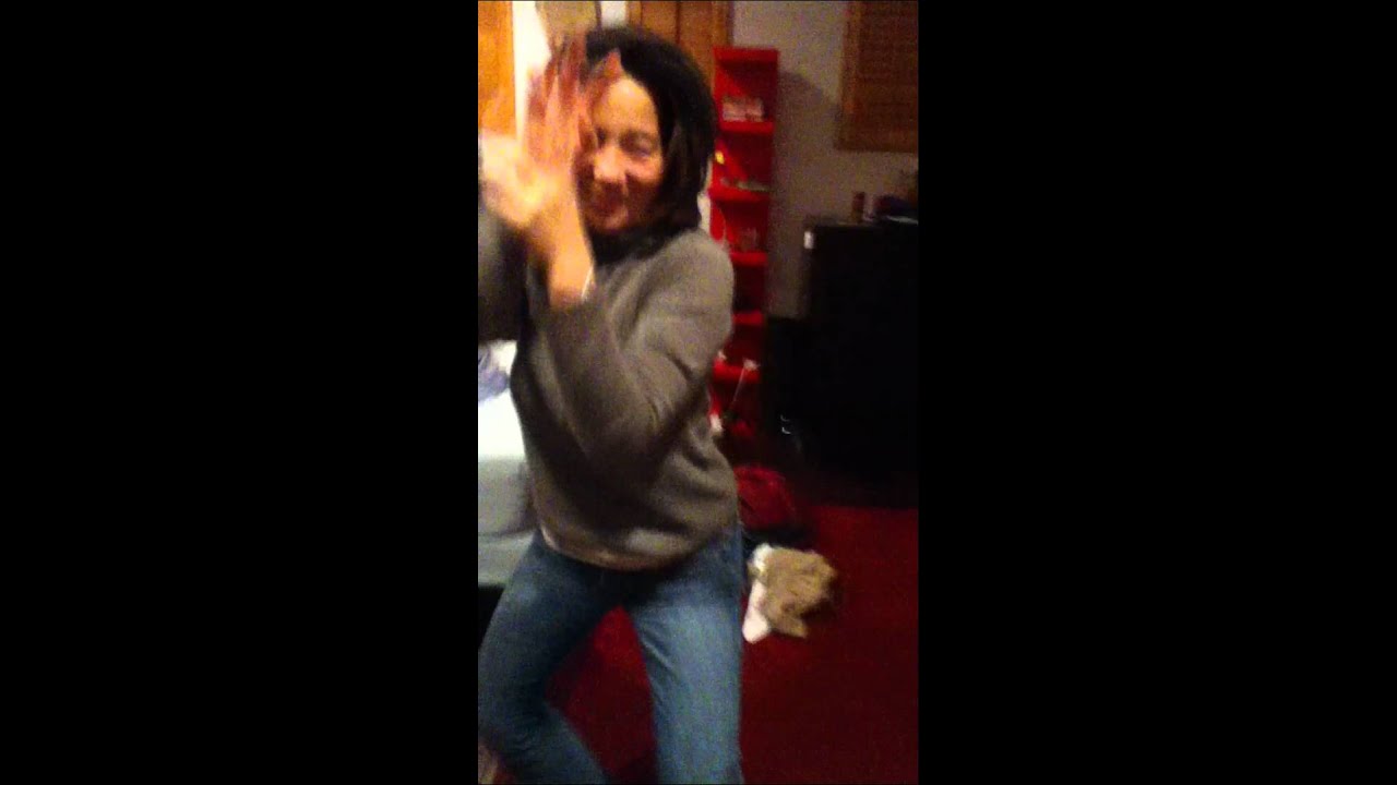 Drunk Asian Mom Dancing To Dubstep Youtube