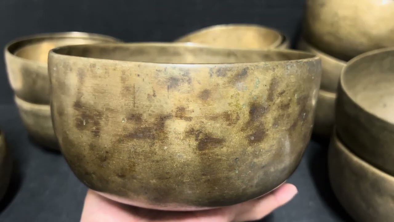試奏動画) singing bowl antique tadobati bowl A-110 民族楽器