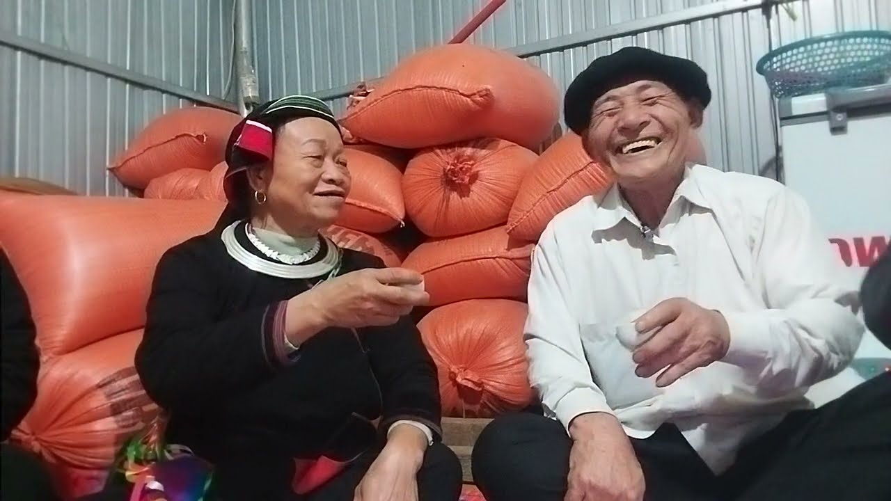 Mùng 3 tết pù giảo bộ tin giao lưu với bạn 