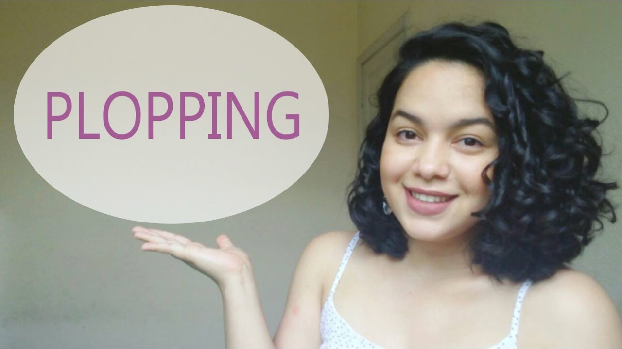 Plopping: finalize o seu cabelo cacheado com uma camiseta - 26/09