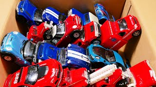 Box full of Blue and Red Minicars Drive a Steep Hill ! Drive Test &amp; Dispatched to the Slope !!